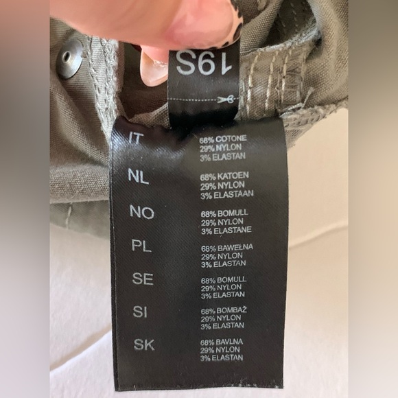 Kuhl Legendary Pants Women’s Size 10R Green Roll Up Cargo Pockets Hiking - Picture 9 of 11